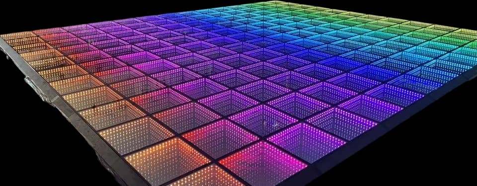 Pista LED Infinity de Milodón Producciones